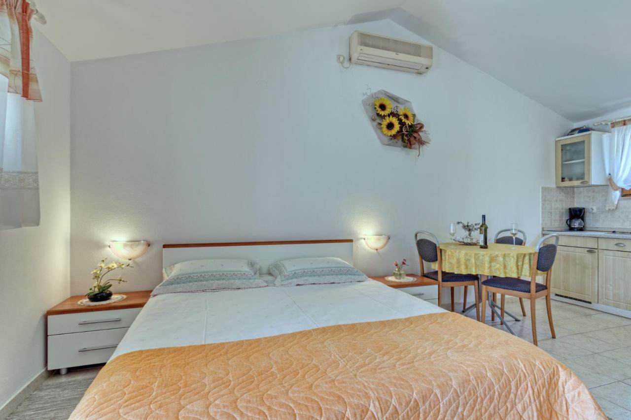 Apartmets Slavica 1644 Баньоле Екстер'єр фото