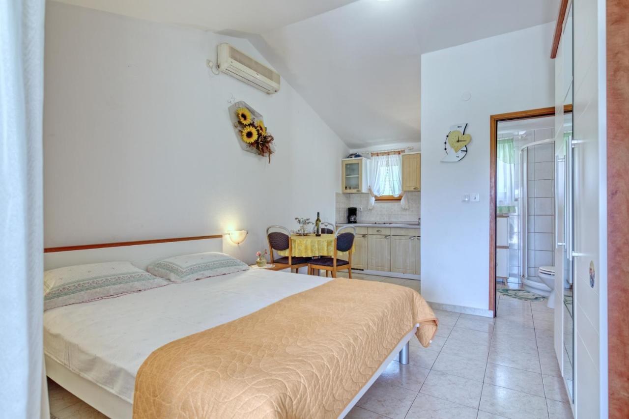 Apartmets Slavica 1644 Баньоле Екстер'єр фото
