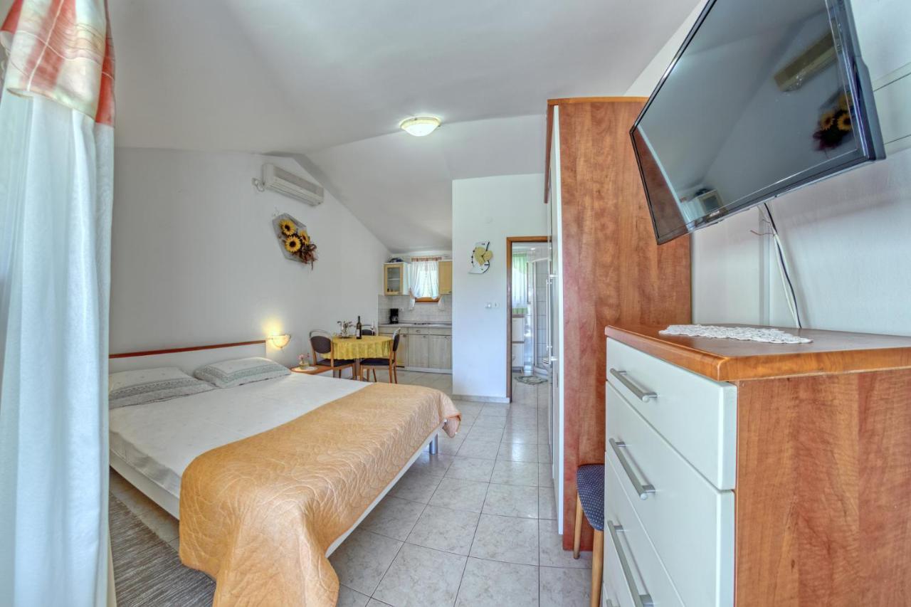 Apartmets Slavica 1644 Баньоле Екстер'єр фото