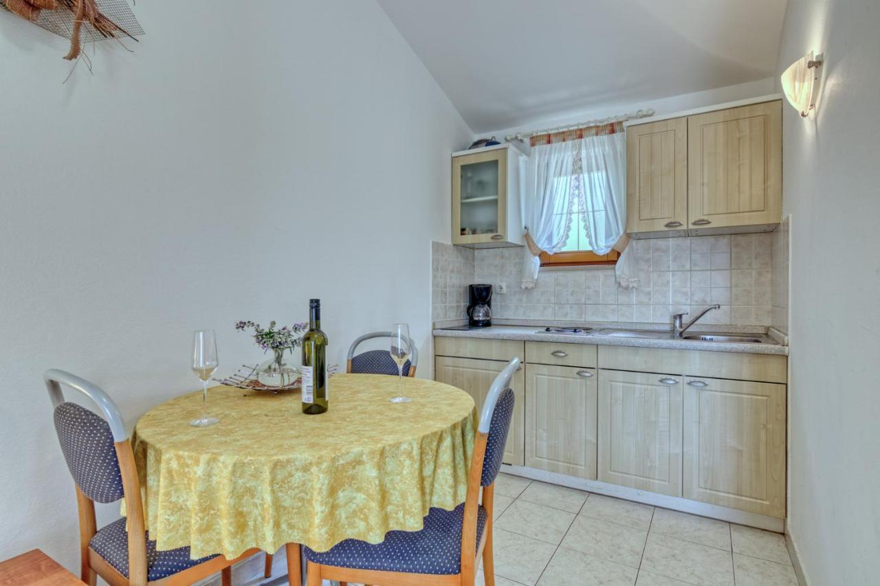 Apartmets Slavica 1644 Баньоле Екстер'єр фото