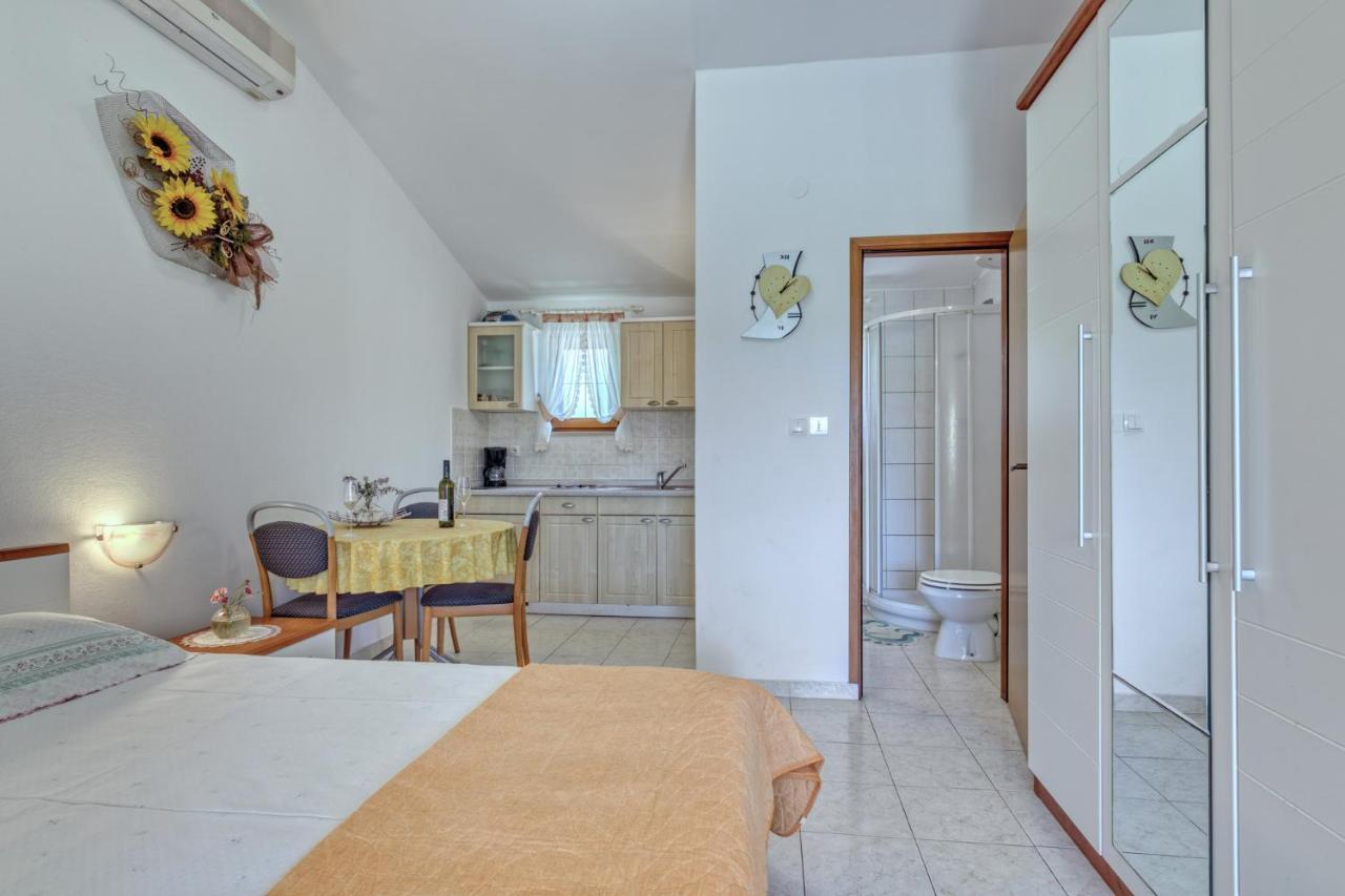 Apartmets Slavica 1644 Баньоле Екстер'єр фото